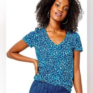 Lilly Pulitzer Etta V-neck Pima Cotton Leopard Print Tee 001504 Sz. S